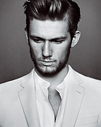 Alex Pettyfer